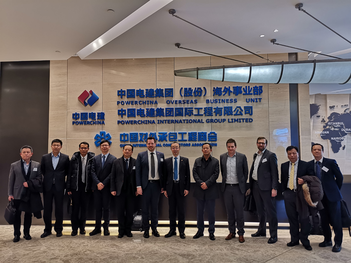 瑞典代表團一行到訪公司總部.jpg
