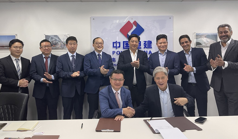 季總與阿拉內(nèi)塔家族簽署合作MOU.jpg