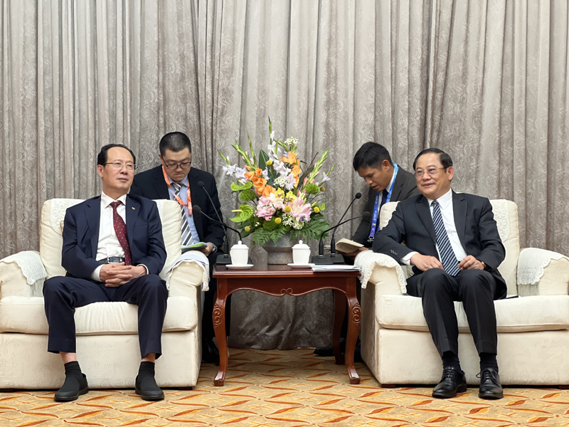 丁焰章董事長拜會老撾總理4(2).jpg