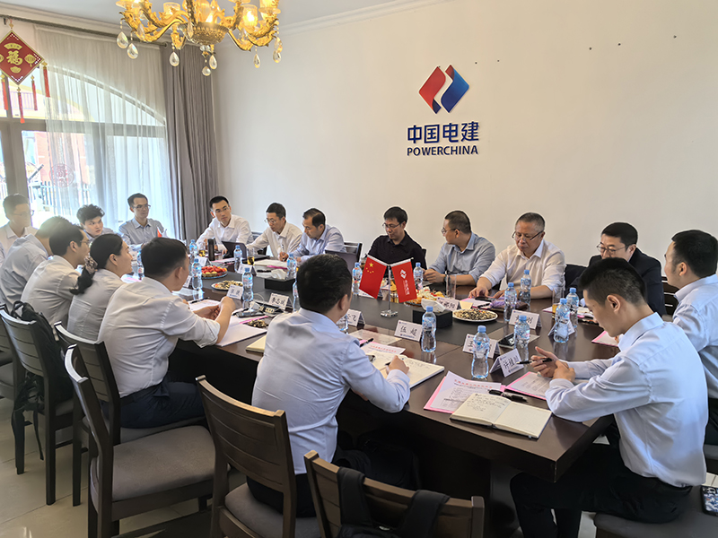 中西非區(qū)域總部青年員工座談會.jpg