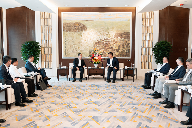 20250520王小軍拜訪華潤集團副總經理韓嵩-會談現場.jpg